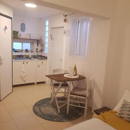 כרמונ'ס פטיו - Carmona'S Patio Apartman Eilat Kültér fotó