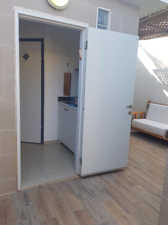 כרמונ'ס פטיו - Carmona'S Patio Apartman Eilat Kültér fotó