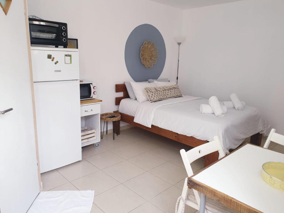 כרמונ'ס פטיו - Carmona'S Patio Apartman Eilat Kültér fotó